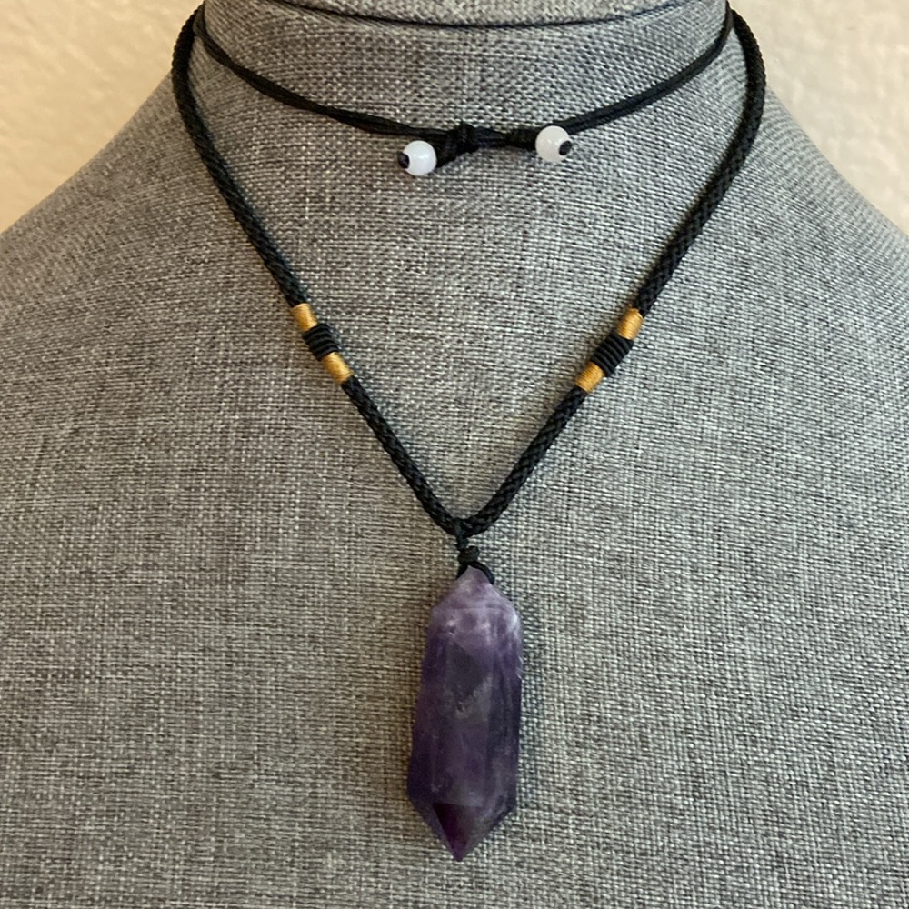 Vintage 80s Amethyst Point Pendant Adjustable Cord Macrame’ Necklace